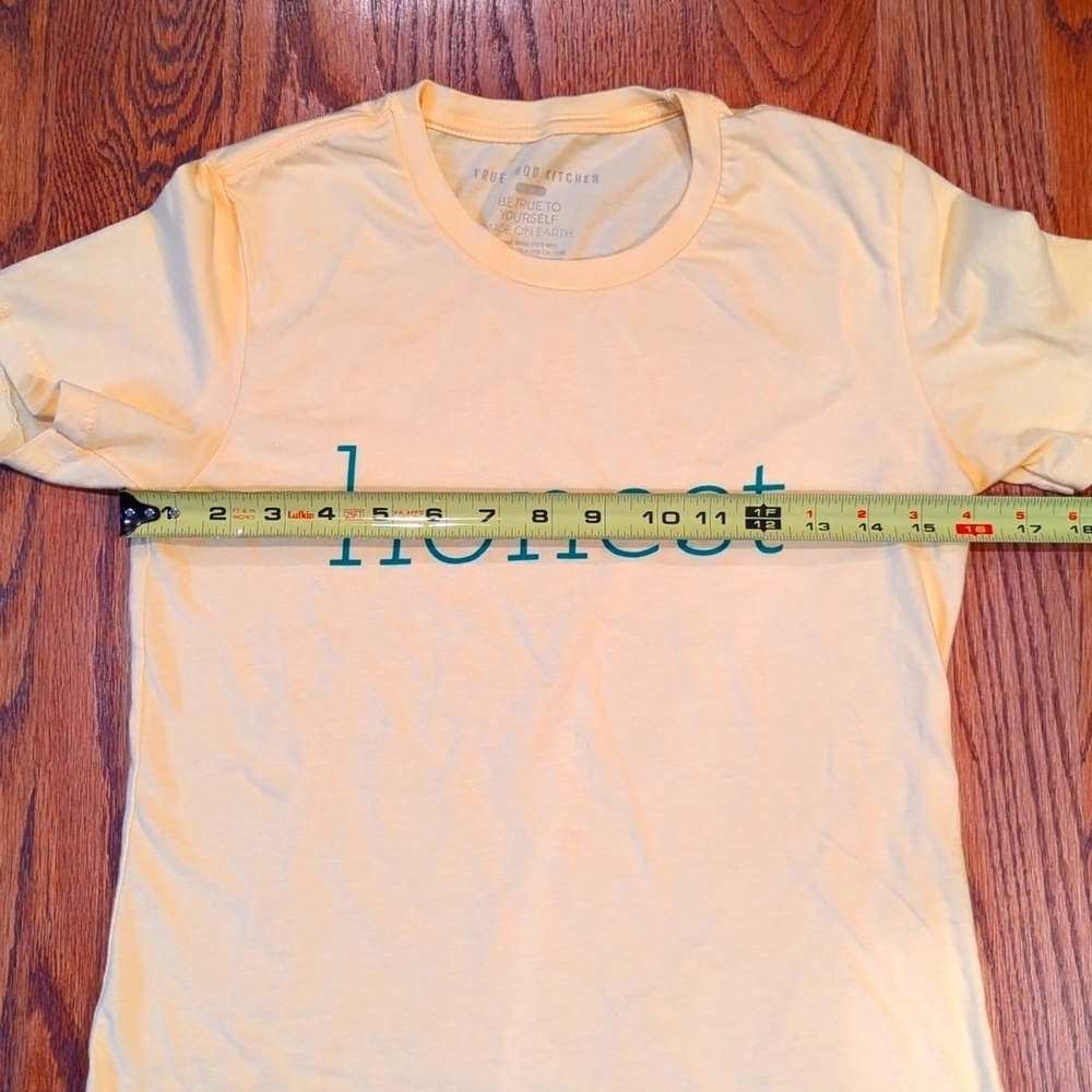 Honest T-shirt by True Food Kitchen Yellow with Teal Letters Size M - Picture 5 of 7